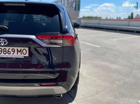 Toyota RAV4 2020 - фото 6