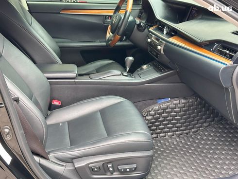 Lexus ES 2012 черный - фото 20