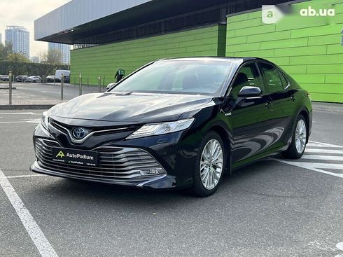 Toyota Camry 2020 - фото 5