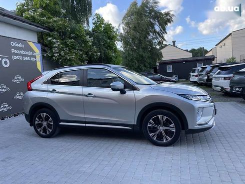 Mitsubishi Eclipse Cross 2020 - фото 12