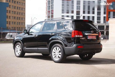 Kia Sorento 2010 - фото 5