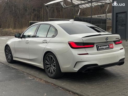 BMW 3 серия 2019 белый - фото 9