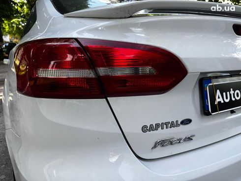 Ford Focus 2016 белый - фото 8