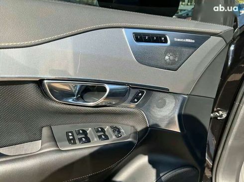 Volvo XC90 2020 - фото 17
