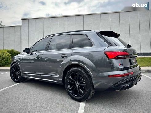 Audi Q7 2025 - фото 10