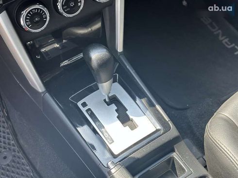 Mitsubishi Lancer 2016 - фото 21