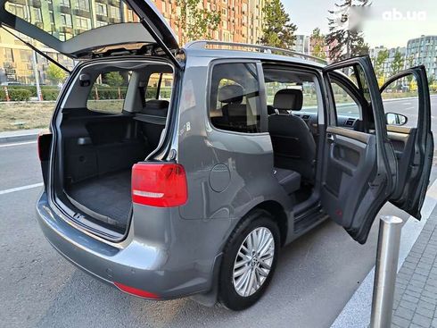 Volkswagen Touran 2015 - фото 23