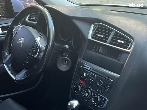 Citroёn C4 2011 белый - фото 20