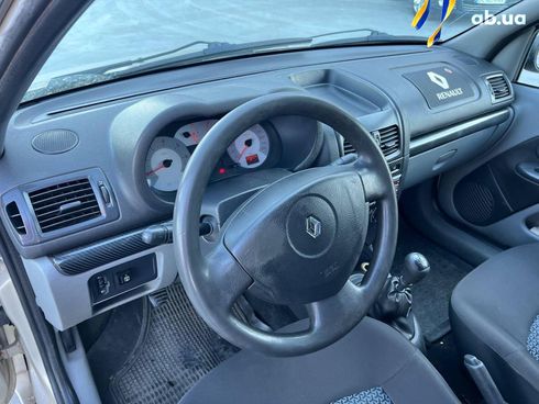 Renault Clio 2006 бежевый - фото 17