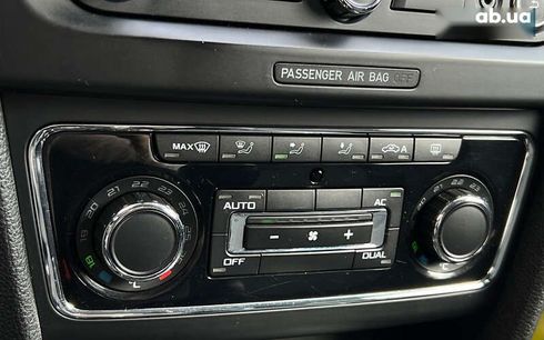 Skoda Superb 2011 - фото 20