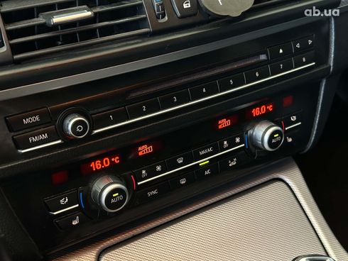 BMW 5 серия 2014 черный - фото 22