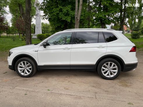 Volkswagen Tiguan 2017 белый - фото 15