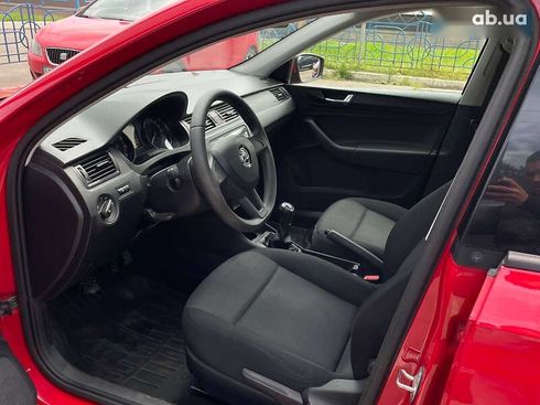 Skoda Spaceback 2018 - фото 8