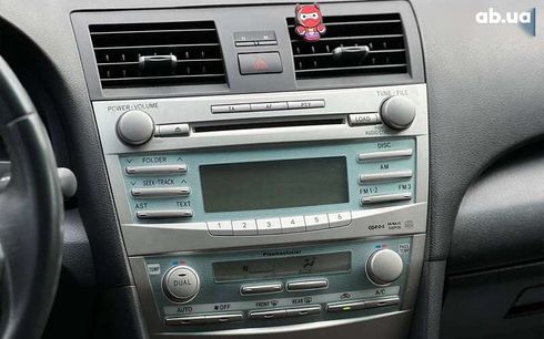 Toyota Camry 2008 - фото 16