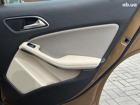 Mercedes-Benz GLA-Класс 2017 бежевый - фото 16