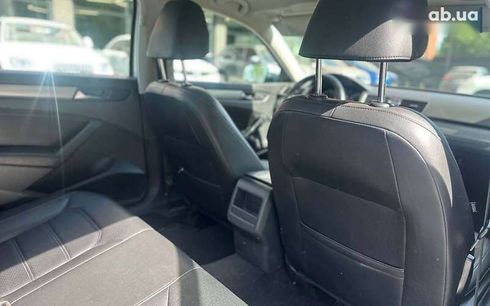 Volkswagen Passat 2014 - фото 18