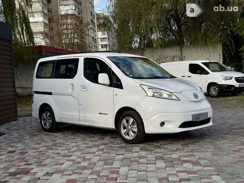 Nissan e-NV200 2017 - фото 10