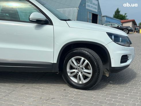 Volkswagen Tiguan 2016 белый - фото 11
