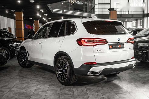 BMW X5 2021 - фото 20