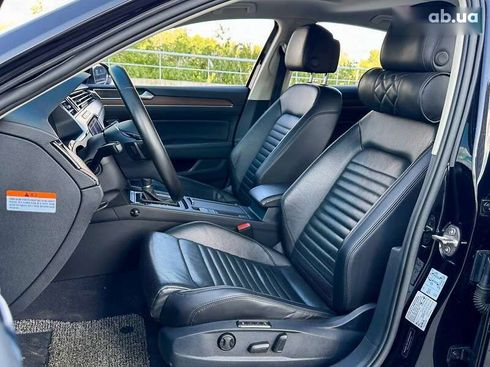 Volkswagen Passat 2018 - фото 18