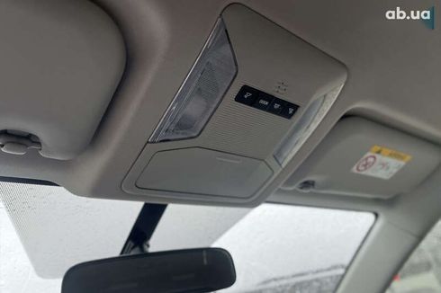 Toyota RAV4 2019 - фото 23