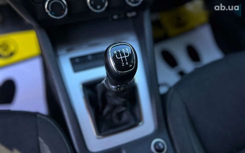 Skoda Octavia 2017 - фото 18