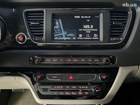 Kia Carnival 2019 - фото 13