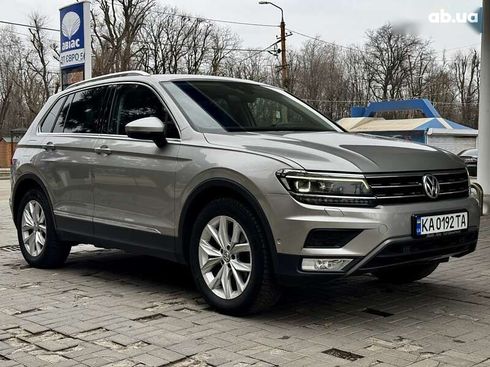 Volkswagen Tiguan 2016 - фото 12