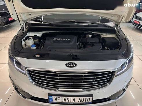 Kia Carnival 2015 - фото 9