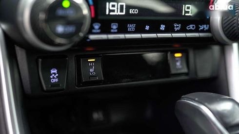 Toyota RAV4 2018 - фото 25
