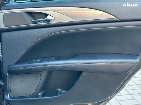 Lincoln MKZ 2018 черный - фото 19