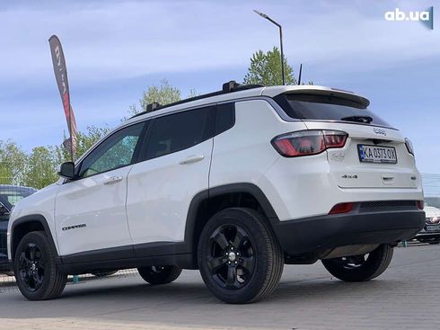Jeep Compass 2018 - фото 18