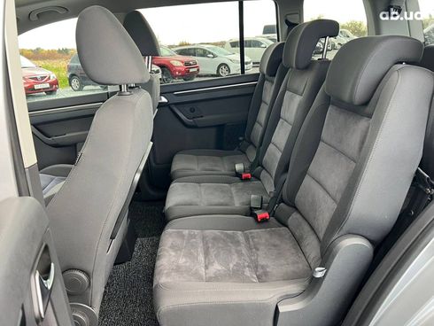 Volkswagen Touran 2012 серый - фото 35