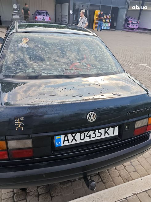 Volkswagen Passat 1991 синий - фото 8