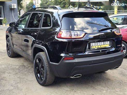 Jeep Cherokee 2019 - фото 6