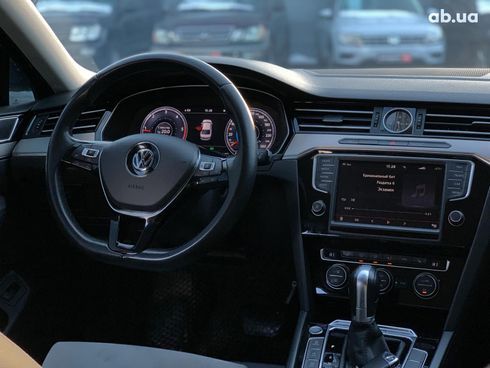 Volkswagen passat b8 2015 черный - фото 38