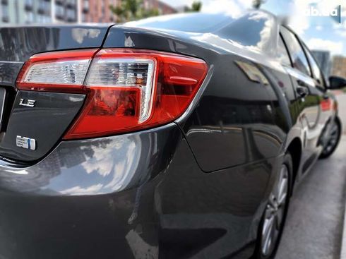 Toyota Camry 2012 - фото 19