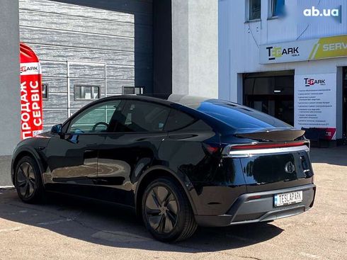 Tesla Model Y 2025 - фото 7