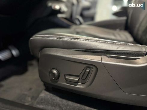 Volvo XC40 2021 - фото 15