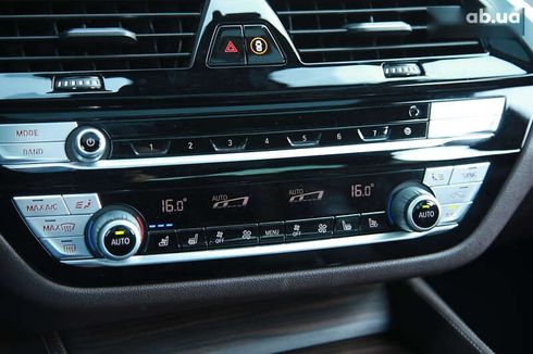 BMW 5 серия 2020 - фото 26