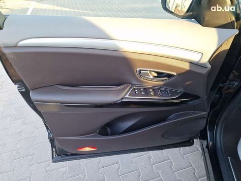 Renault Espace 2015 - фото 23