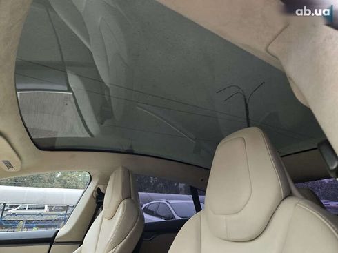 Tesla Model S 2019 - фото 20