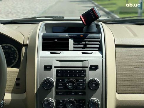 Ford Escape 2012 - фото 19