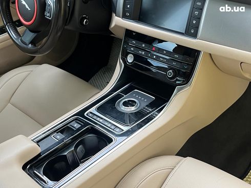 Jaguar XF 2016 синий - фото 21