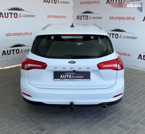 Ford Focus 2020 - фото 4