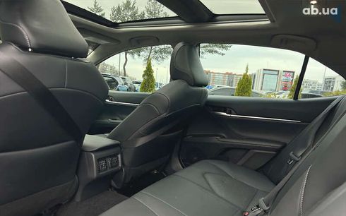 Toyota Camry 2024 - фото 12
