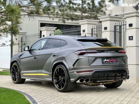 Lamborghini Urus 2022 - фото 8