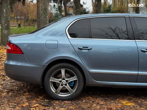 Skoda Superb 2008 синий - фото 12