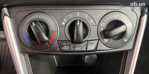 Suzuki SX4 2021 - фото 16