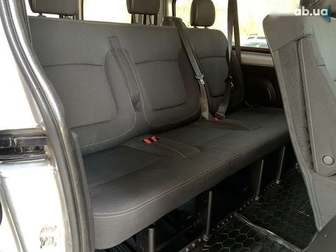 Opel Vivaro 2017 - фото 28